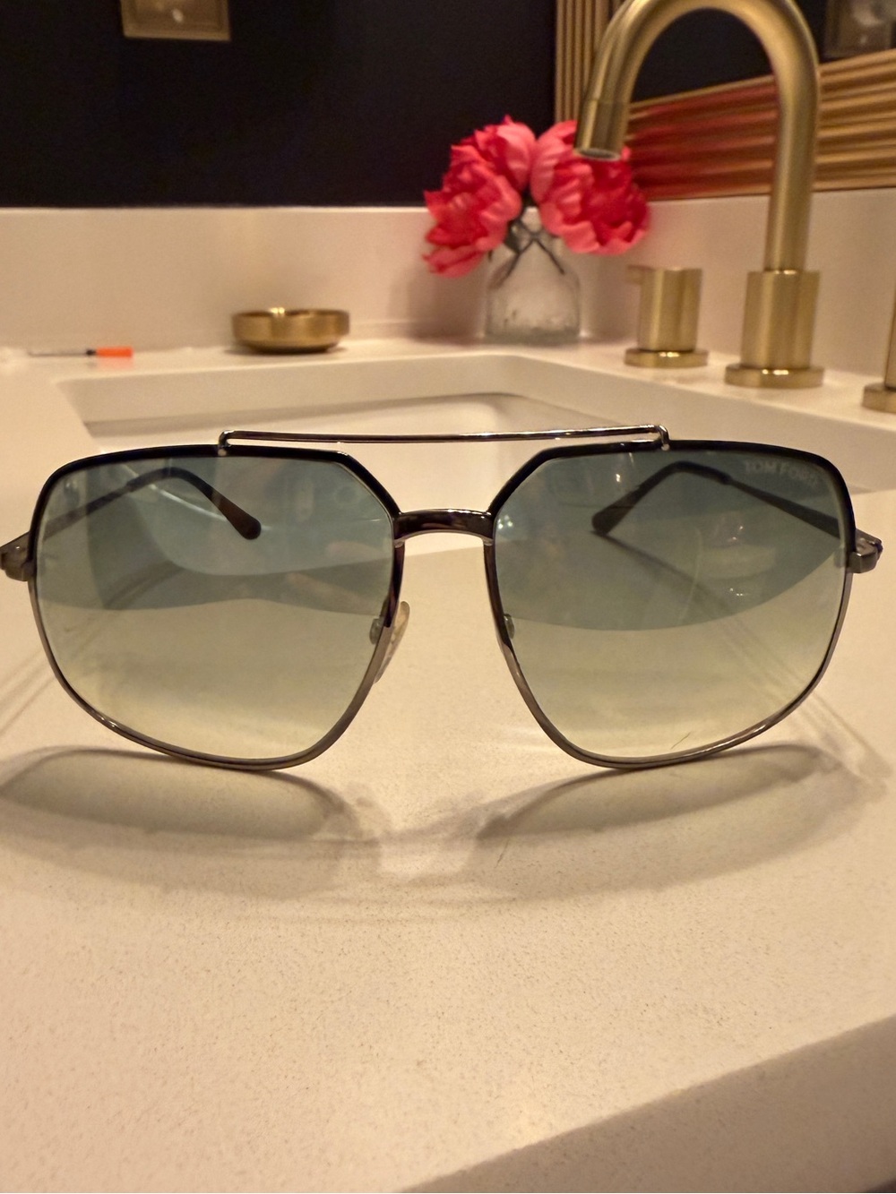 Tom Ford Ronnie Oversized Retro Aviator Men’s Sunglasses FT0439 Blue Gradient